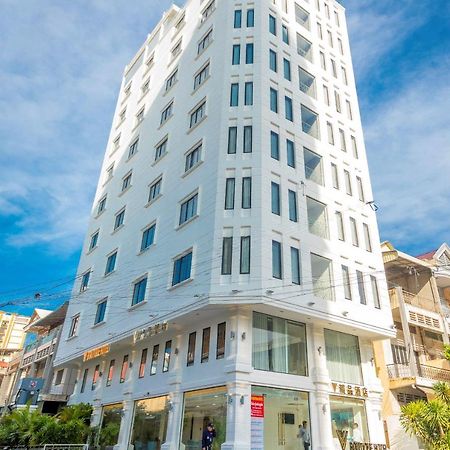 פנום פן V Boutique Hotel מראה חיצוני תמונה