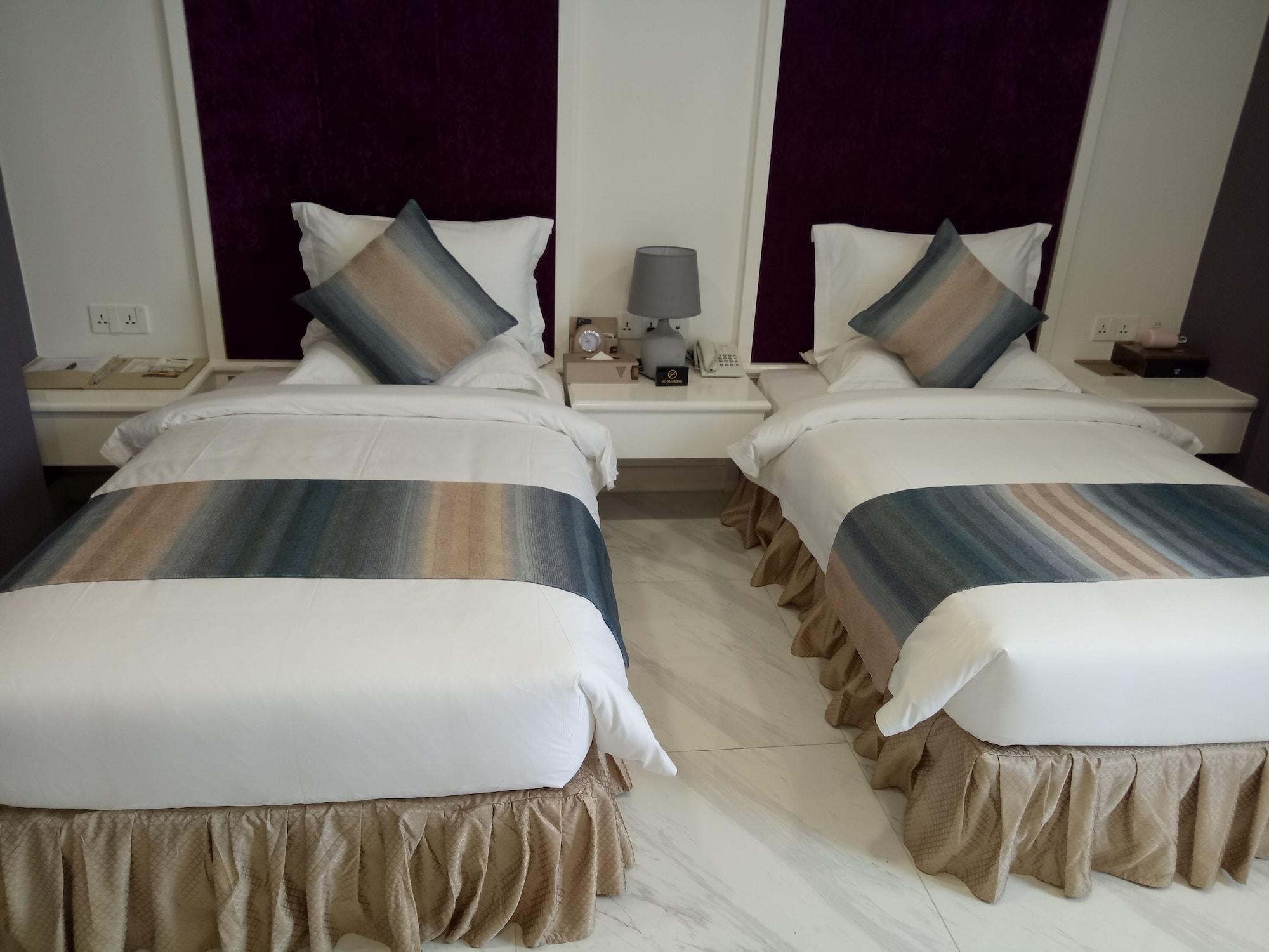 פנום פן V Boutique Hotel מראה חיצוני תמונה