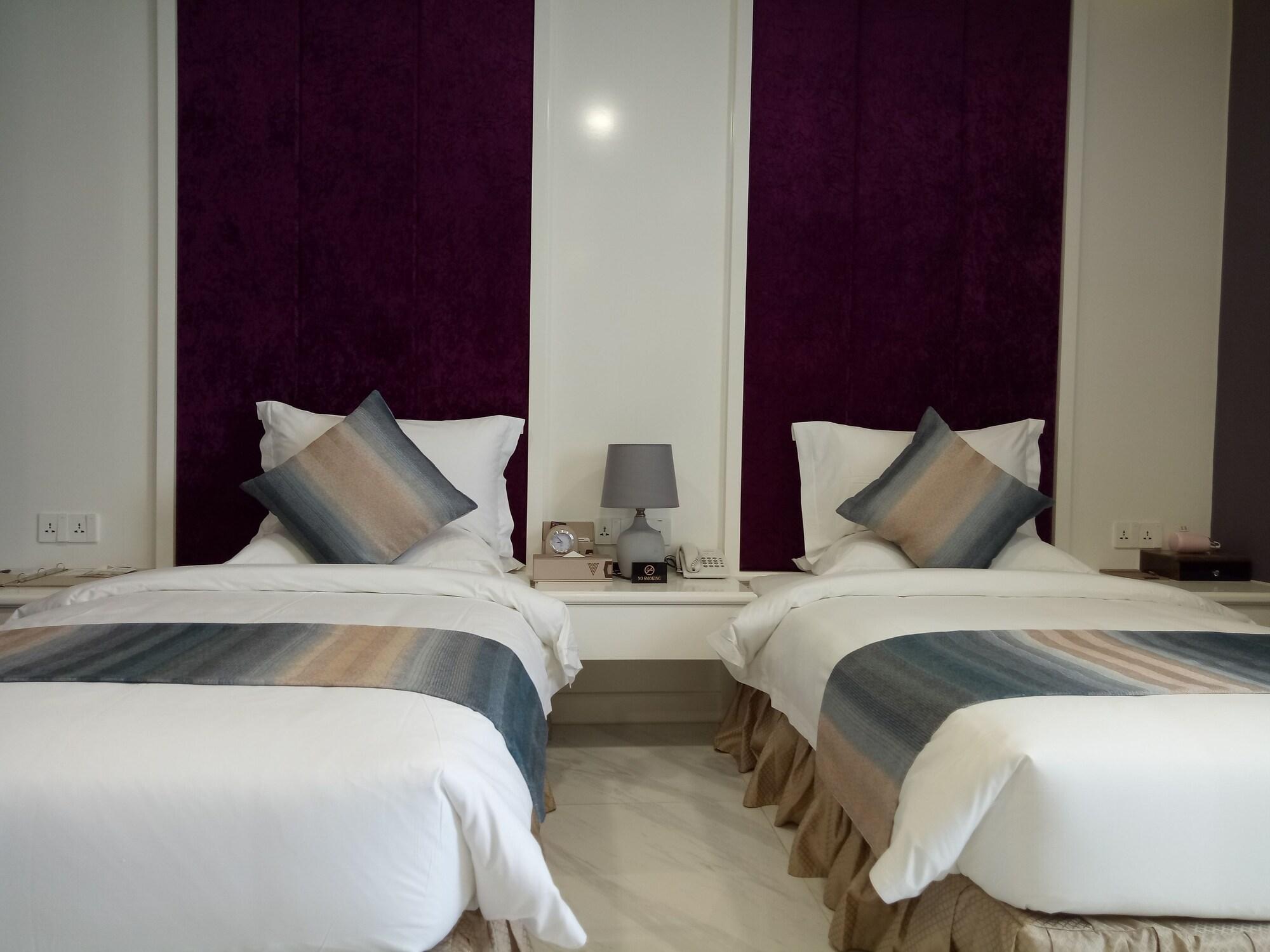 פנום פן V Boutique Hotel מראה חיצוני תמונה