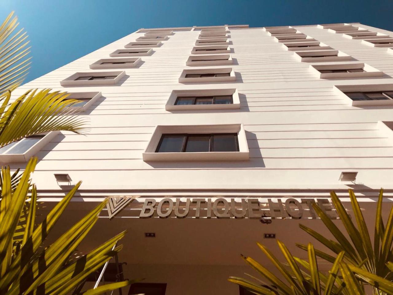 פנום פן V Boutique Hotel מראה חיצוני תמונה